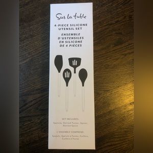 New in box Sur La Table 4 piece utensil set